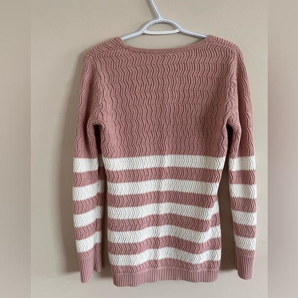 Guess Los Angeles Pink and White Knit Sweater Size Medium M - Picture 2 of 4